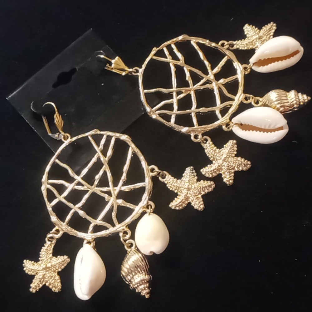 Beach side dream catchers in gold tone dangle earrings lever back earrings